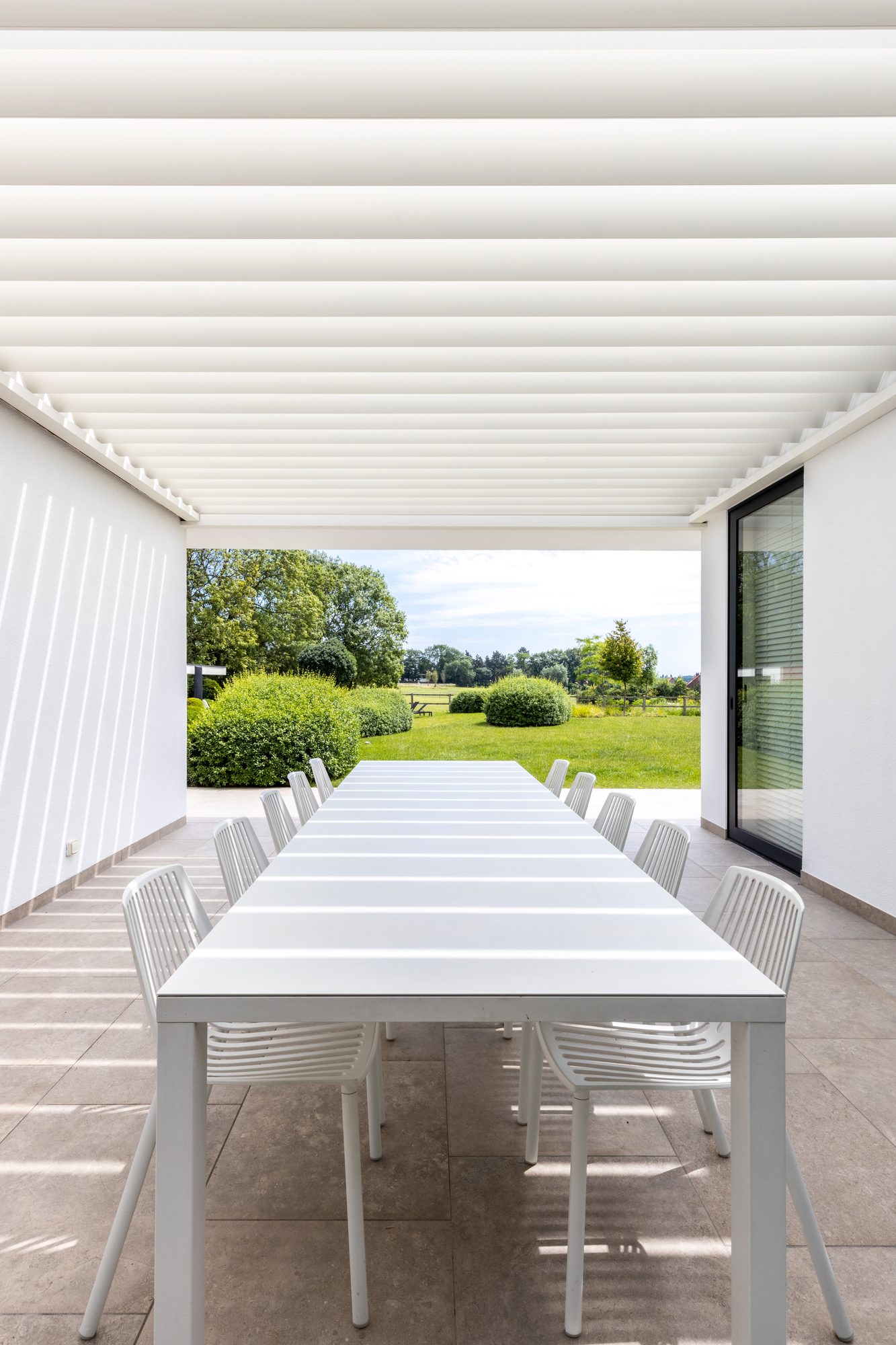 Terrasoverkapping met lamellendak