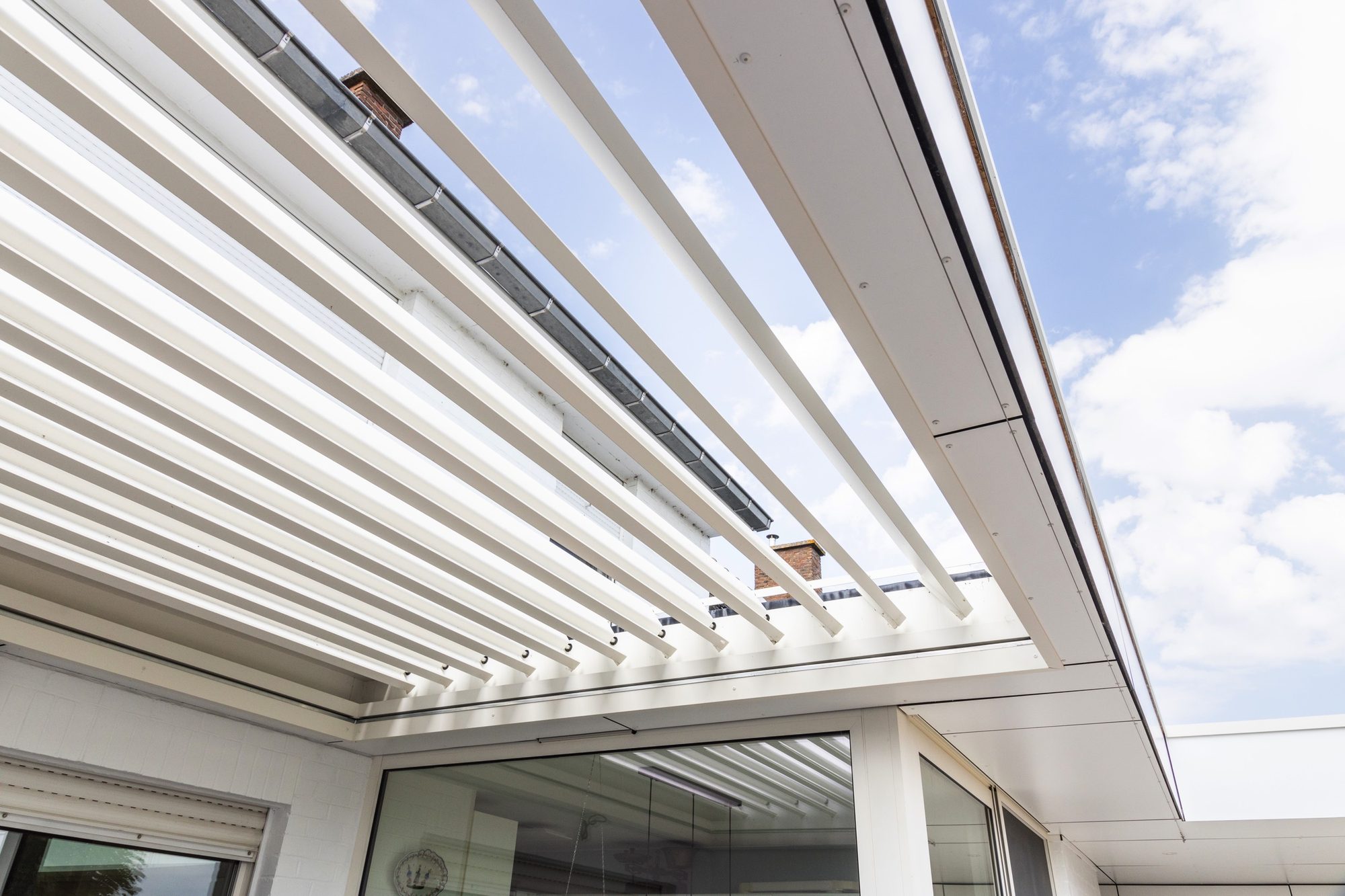 Pergola avec Renson Aero toit à lames orientables