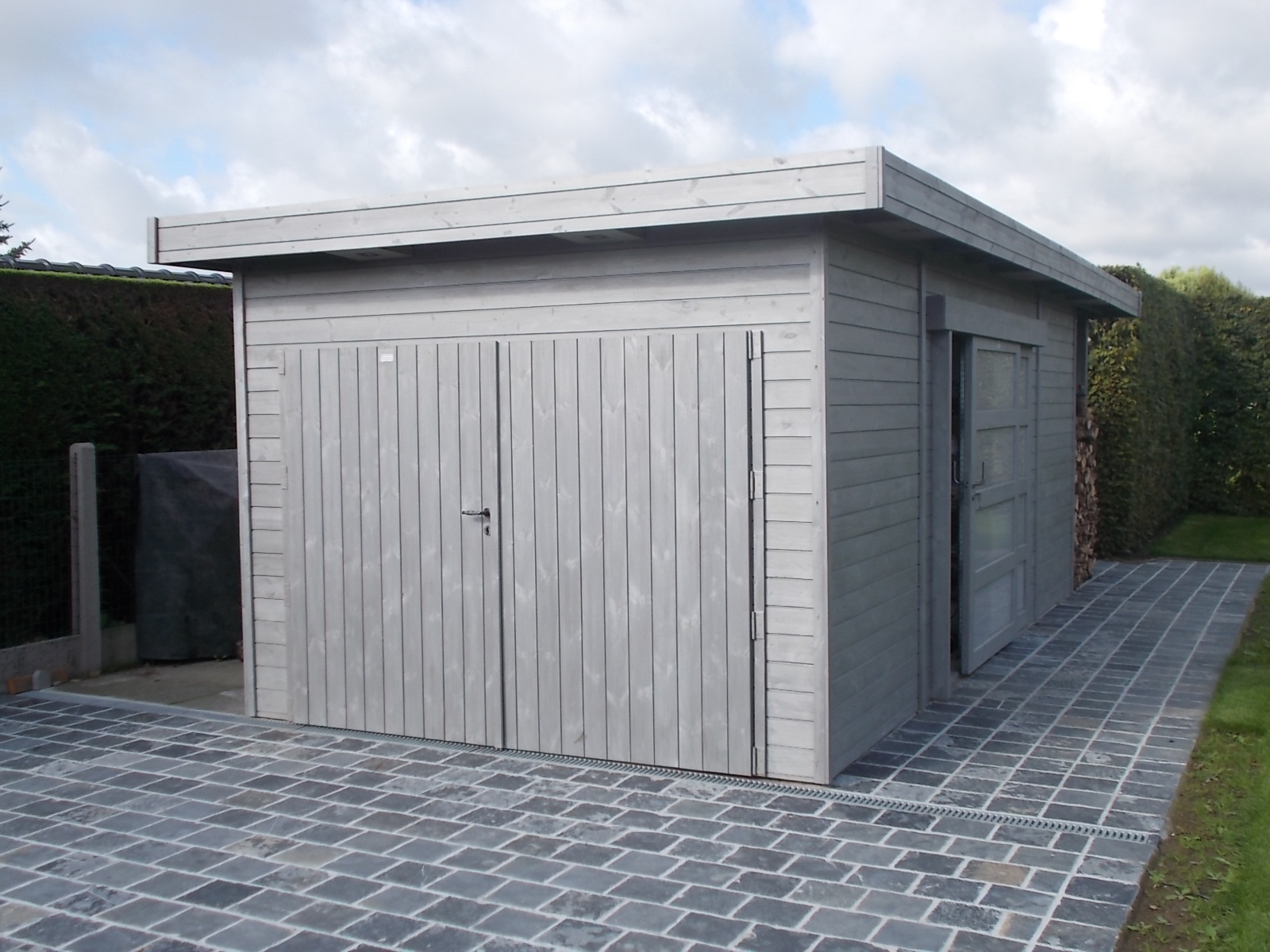 Garage moderne en bois