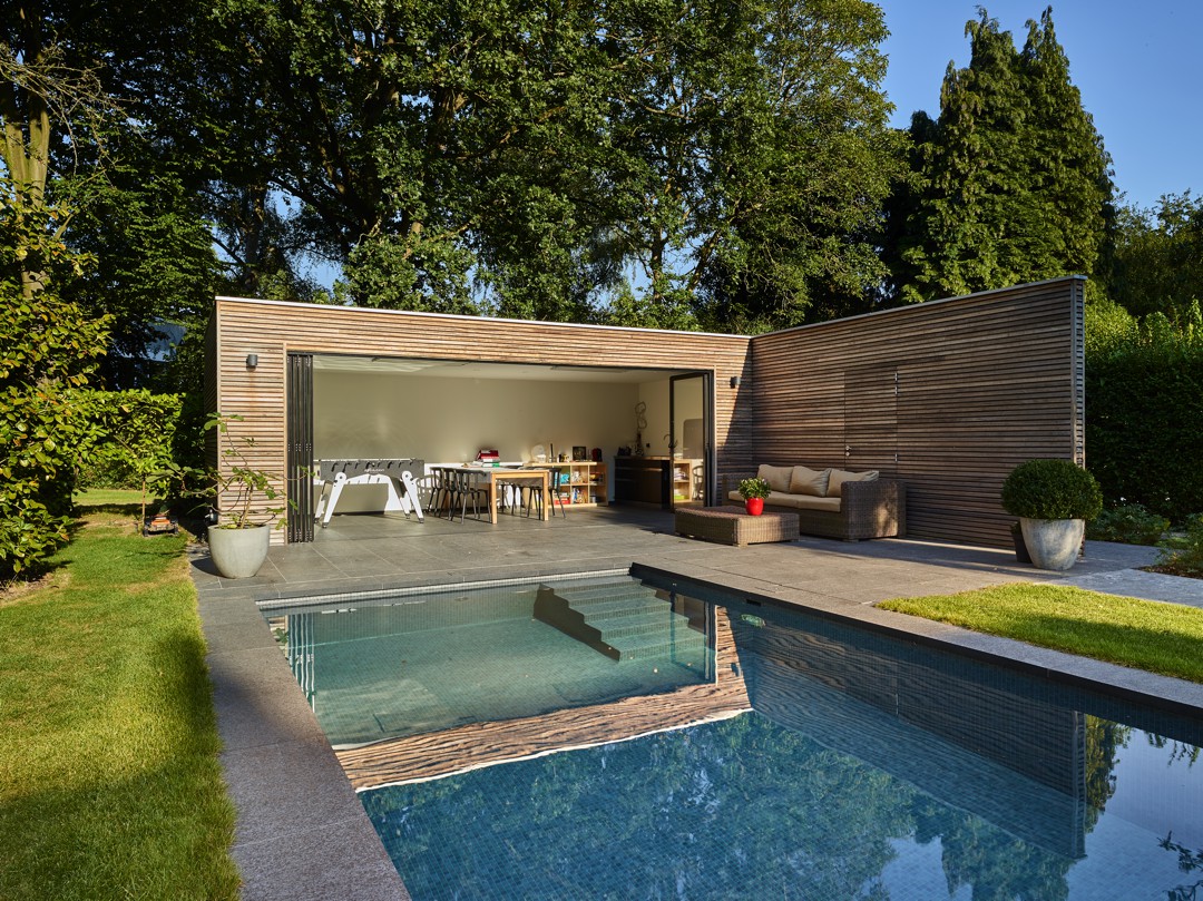 Poolhouse in hout