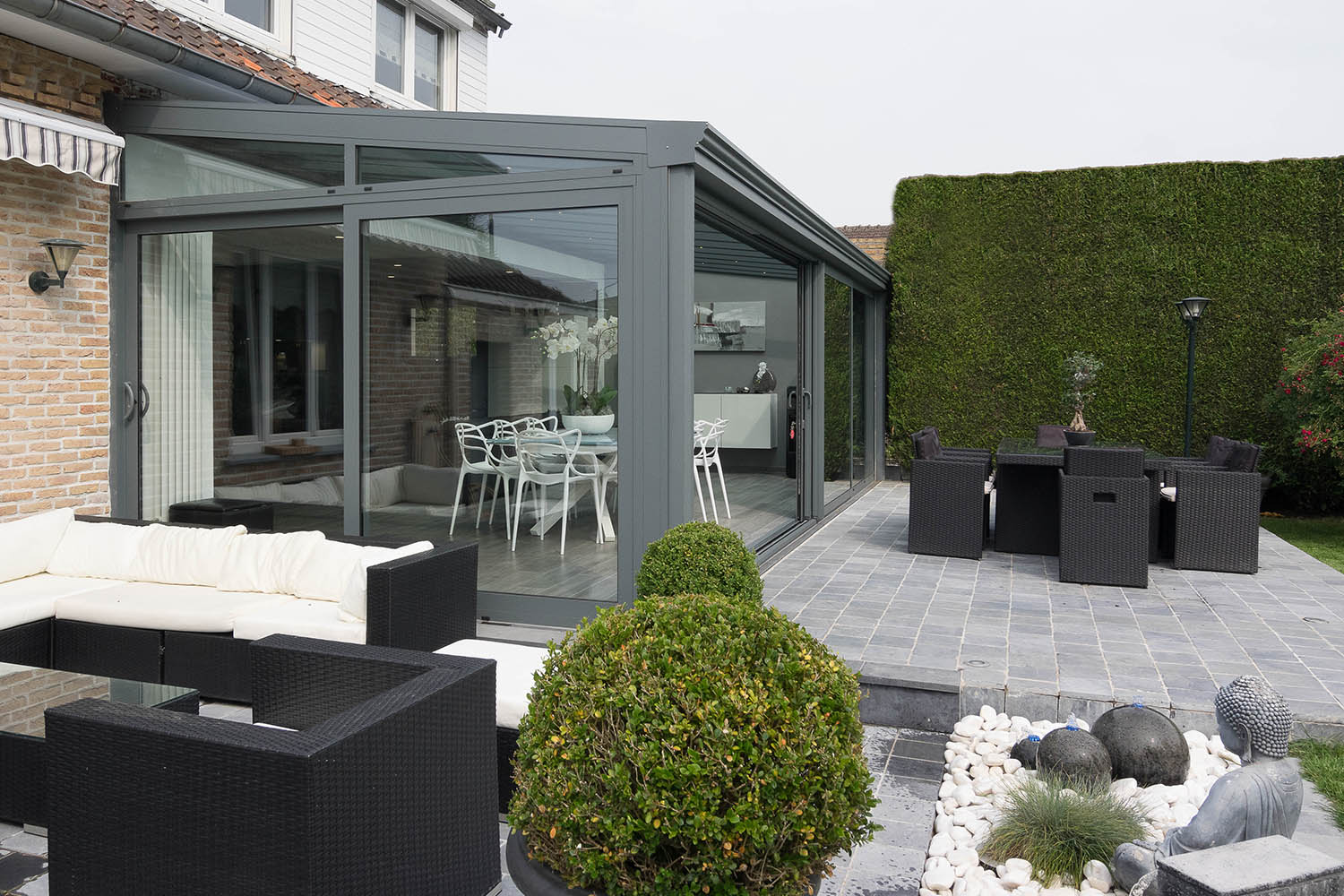 Aluminium veranda met schuin dak