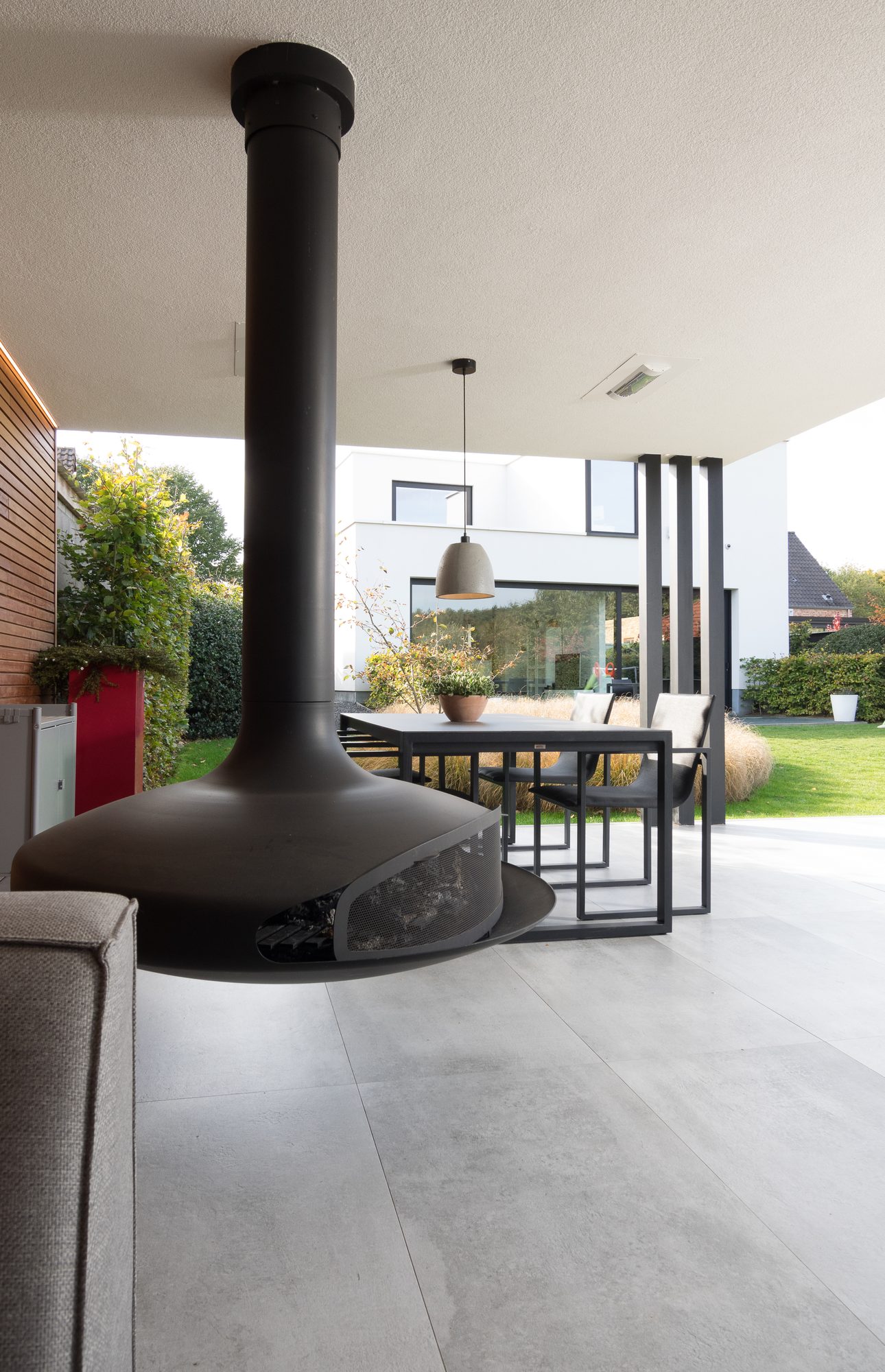 Dépendance avec terrasse couverte