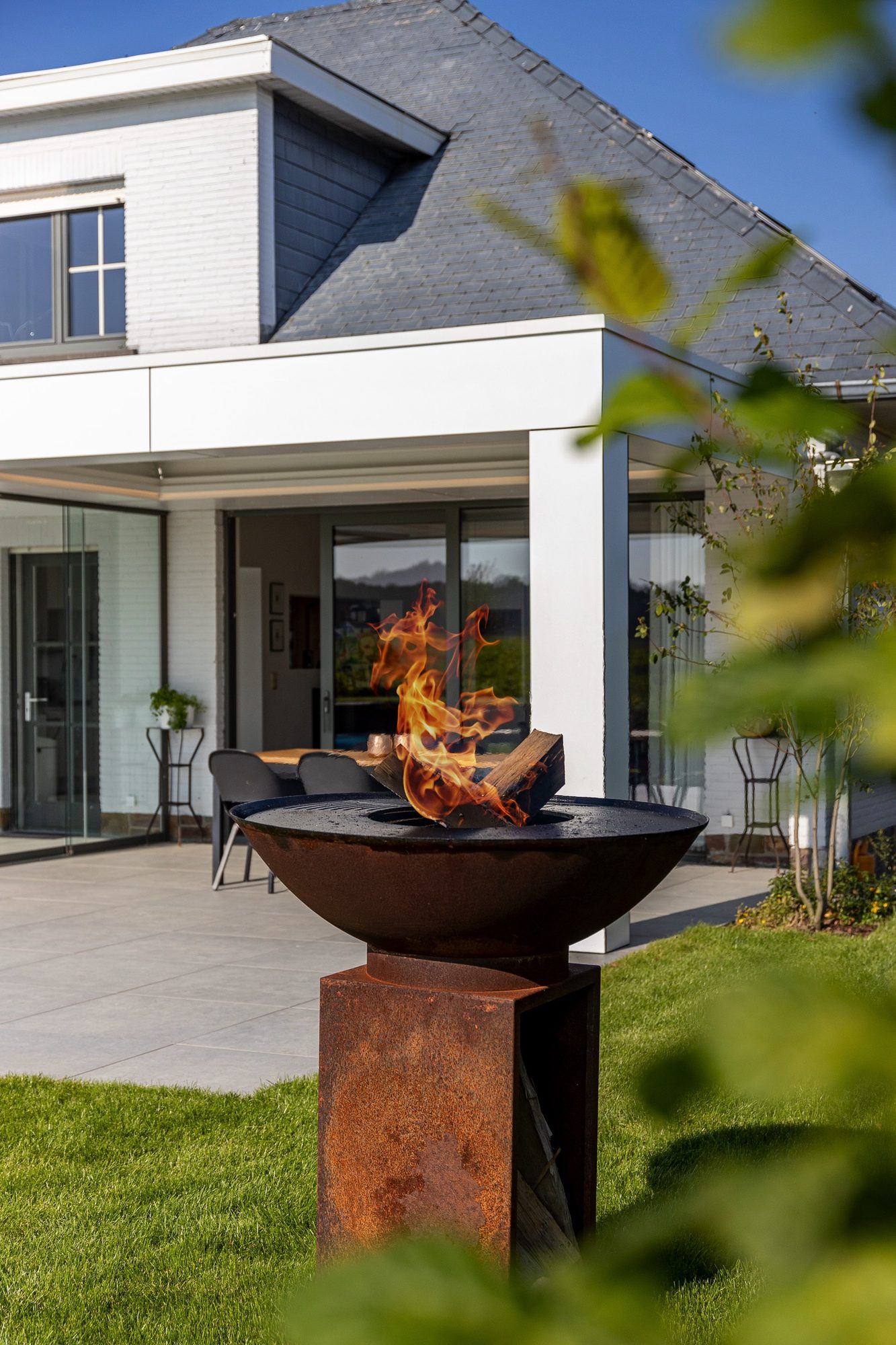 Photo d'ambiance Barbecue ou Brasero Feu Pool house