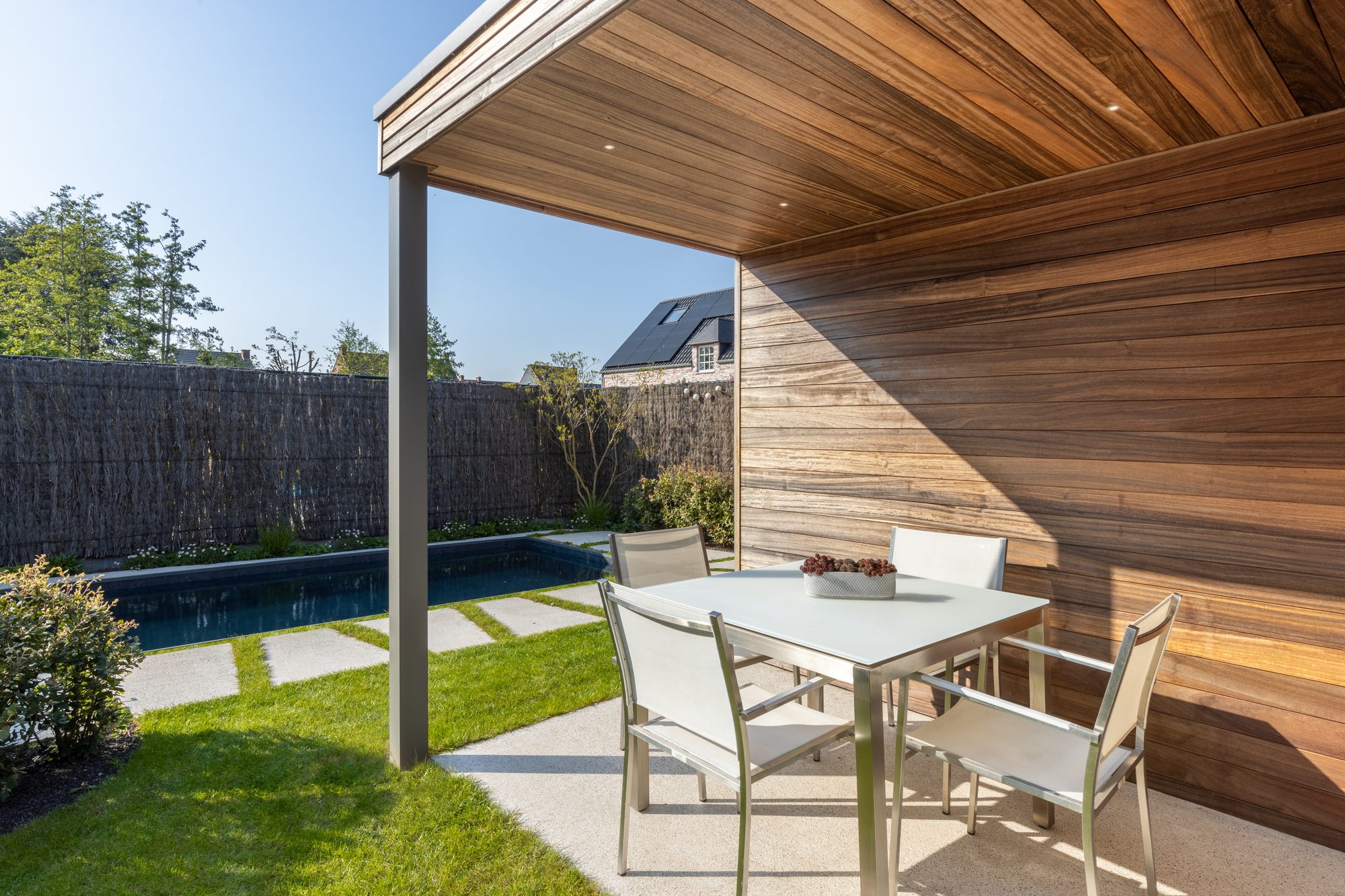 Terrasse sous abri de jardin Cube avec auvent