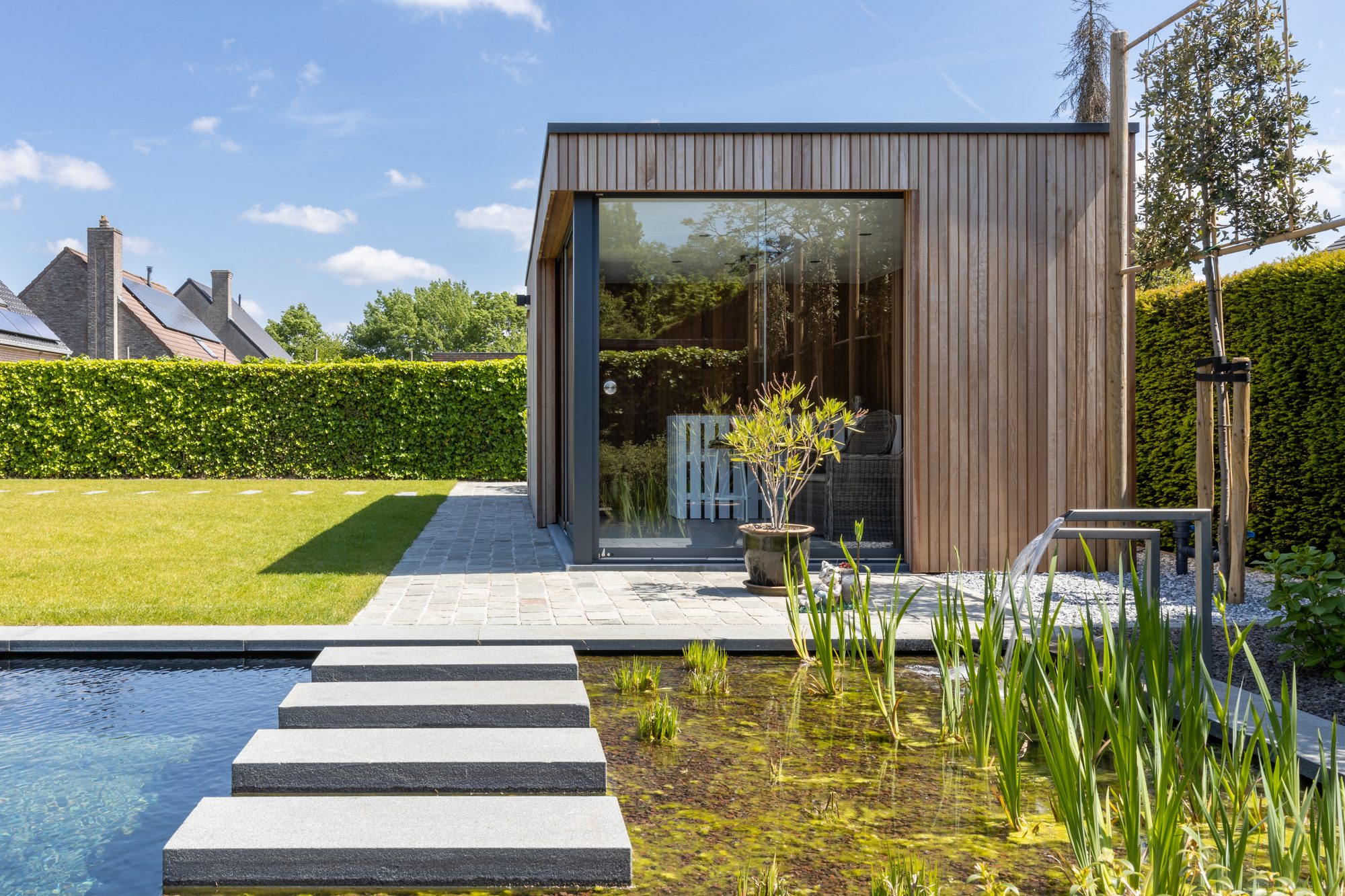 Chambre de Jardin en bois avec parois coulissantes Sunflex