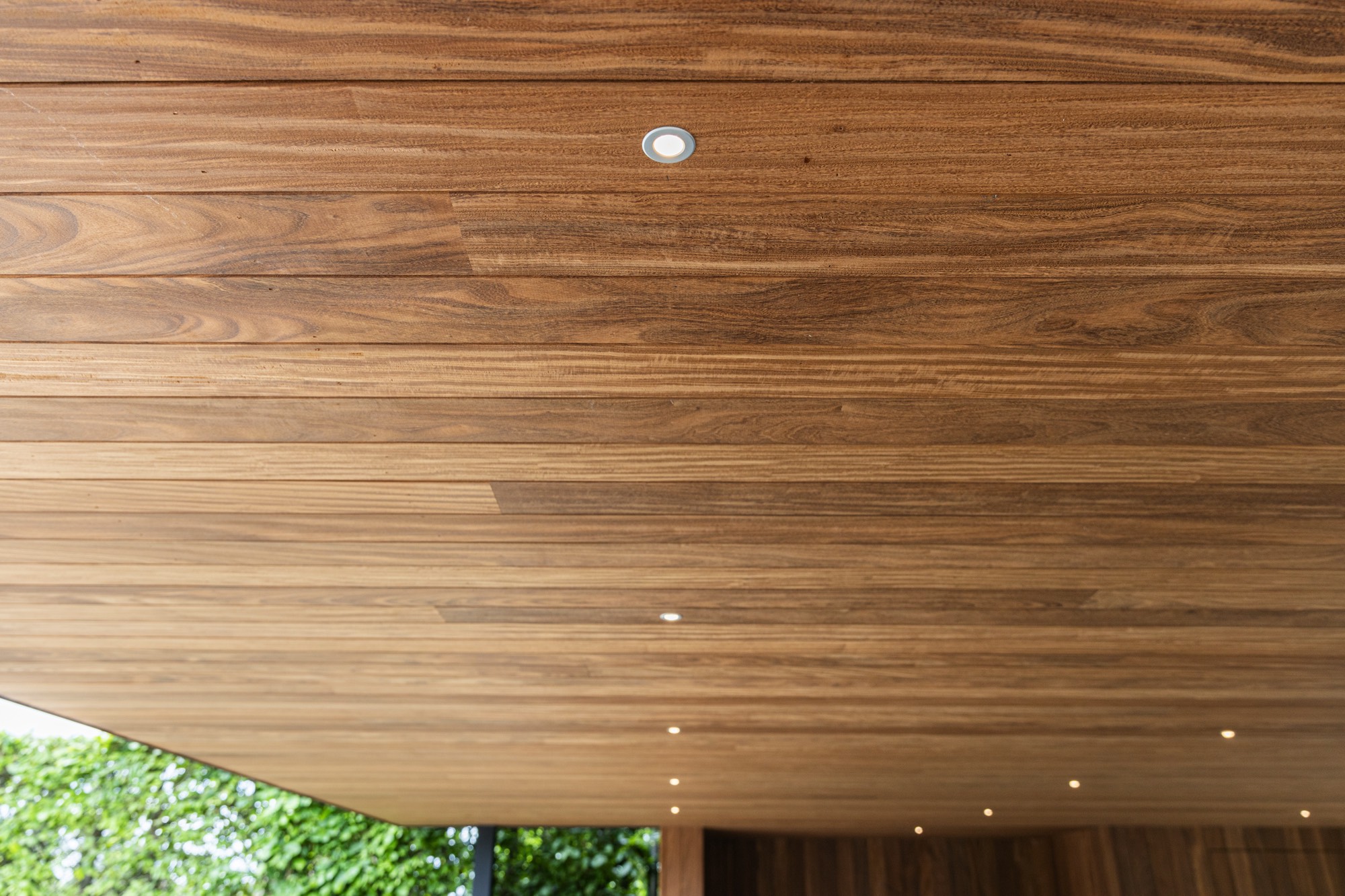 plafond afrormosia