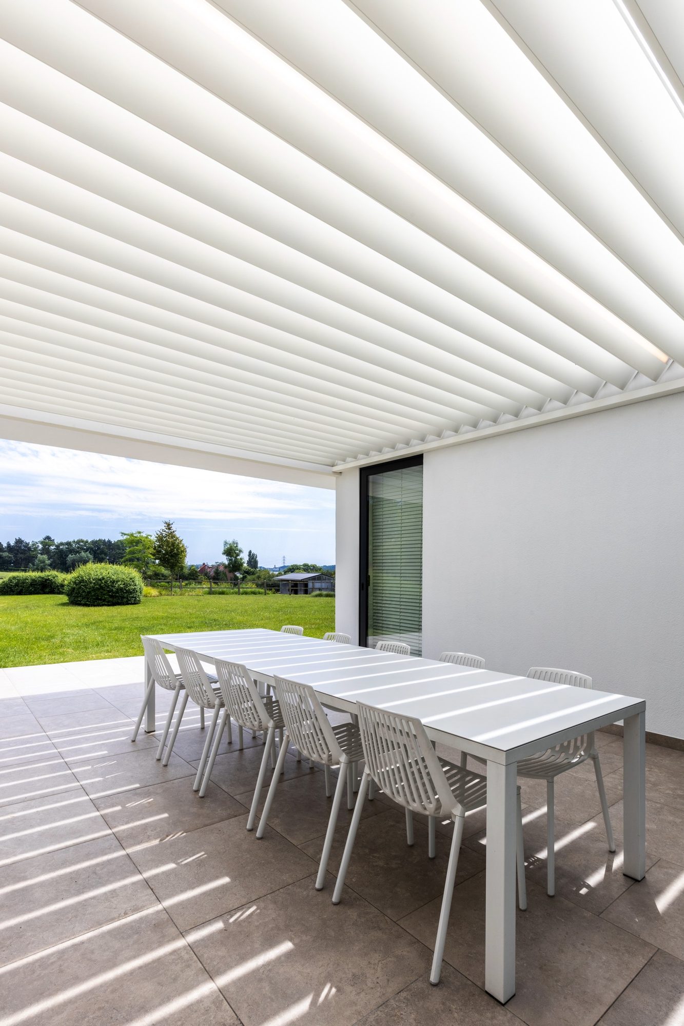 Toit de terrasse bioclimatique Renson Algarve