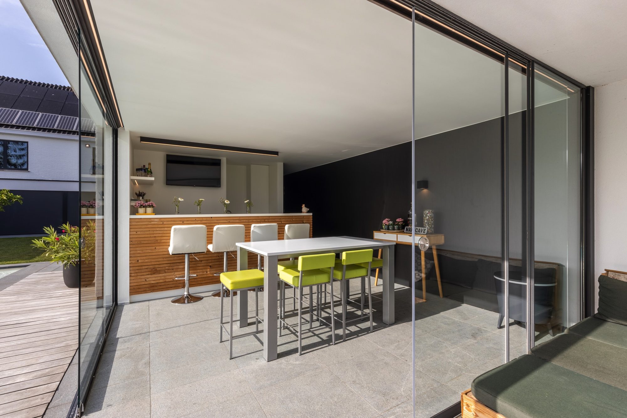 Pool house avec bar
