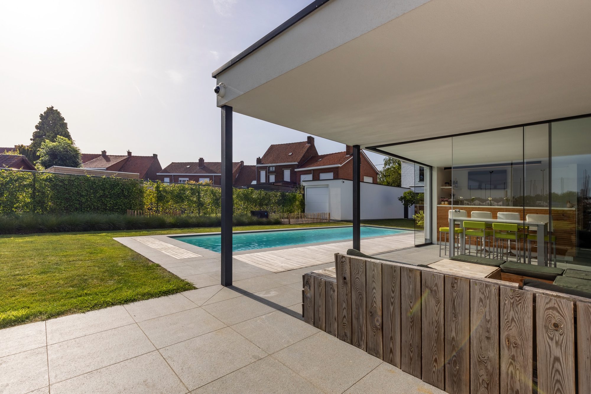 Annexe avec auvent et bar