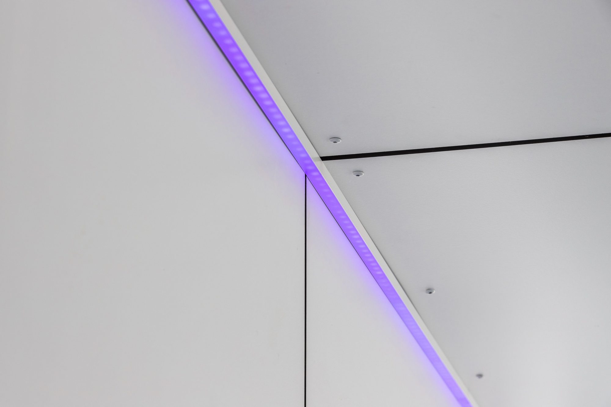 LED-verlichting in poolhouse