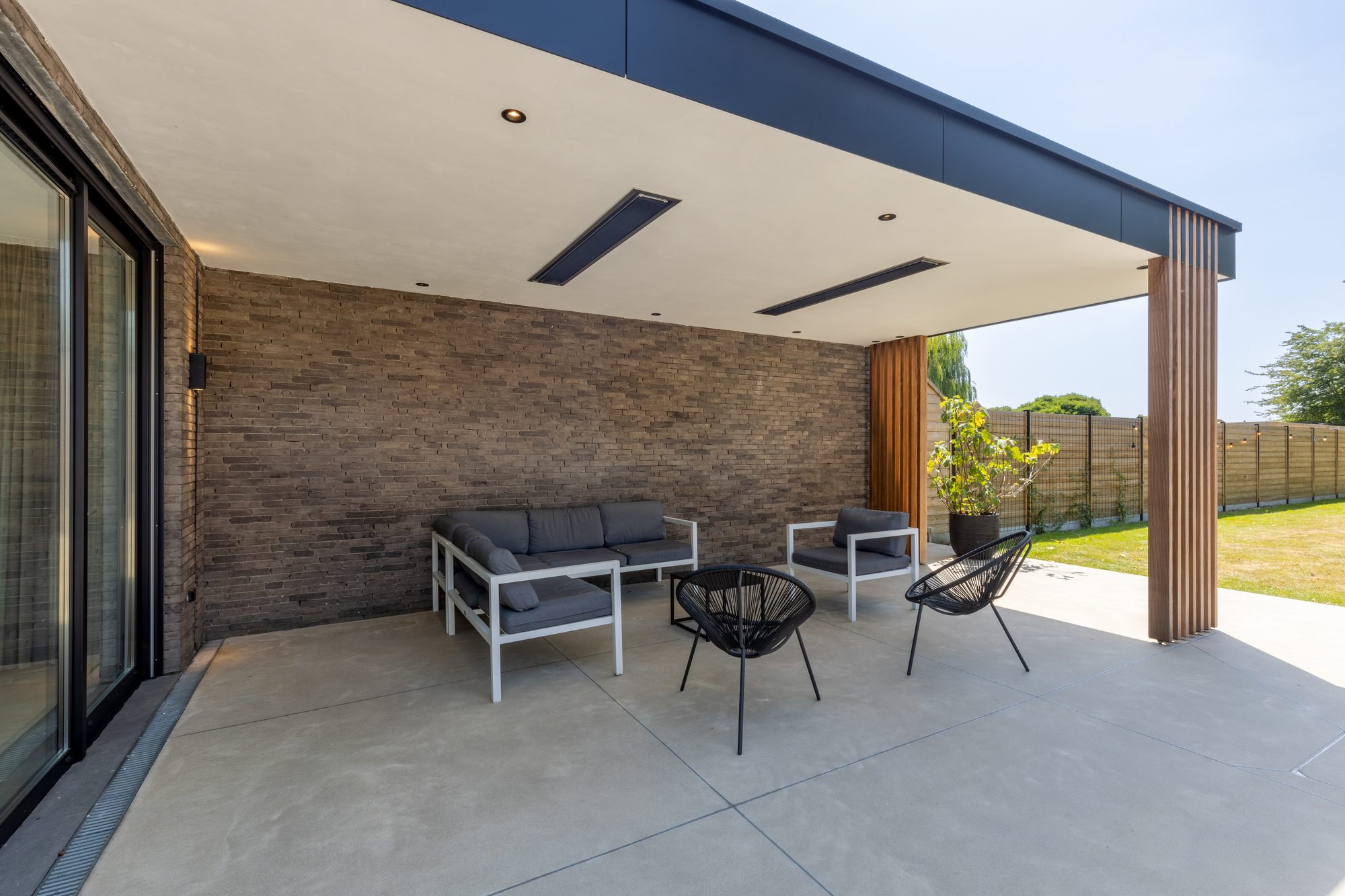 Pergola met onderdak in Aquapanel
