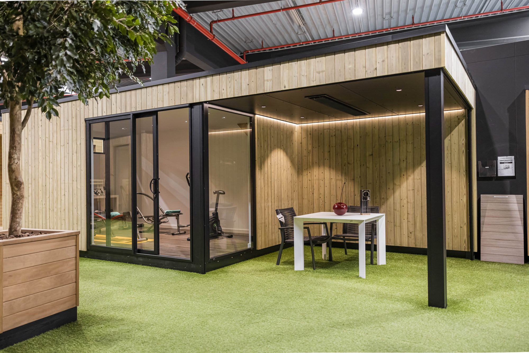 Pavillon de jardin avec auvent