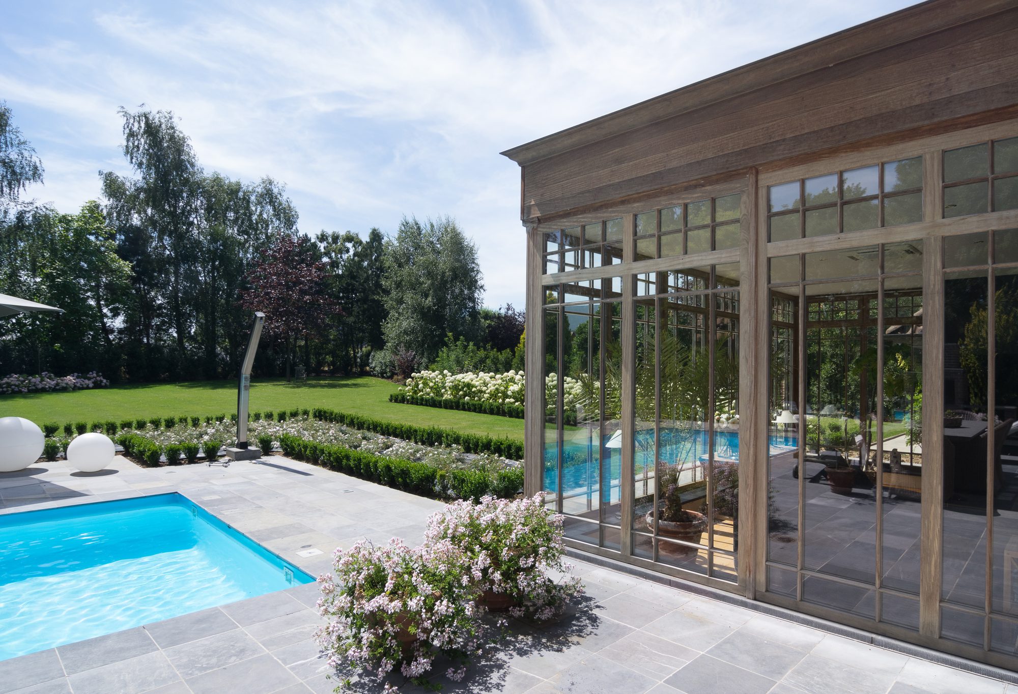 Victoriaanse woonveranda in hout