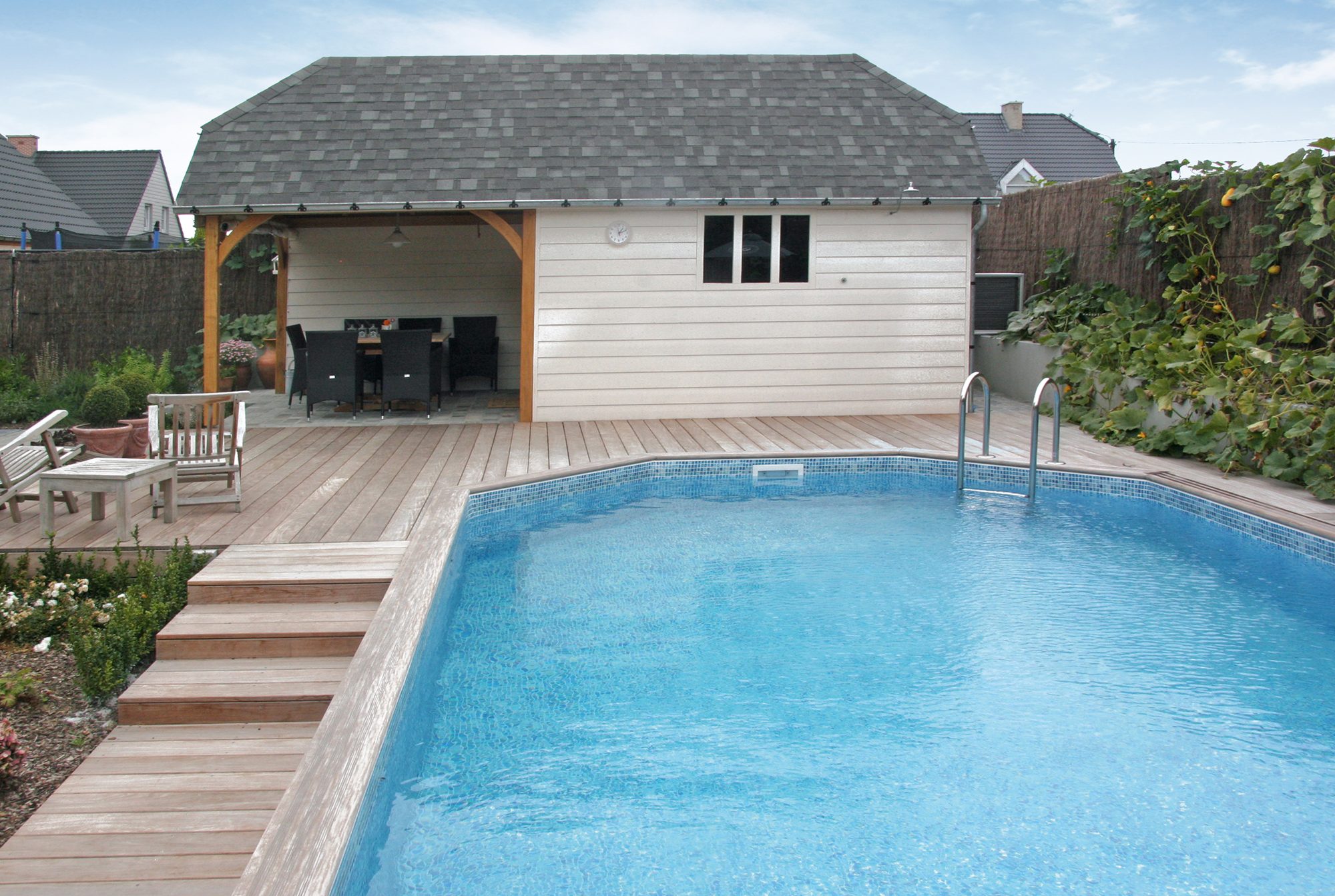 Poolhouse Cottage met overkapping