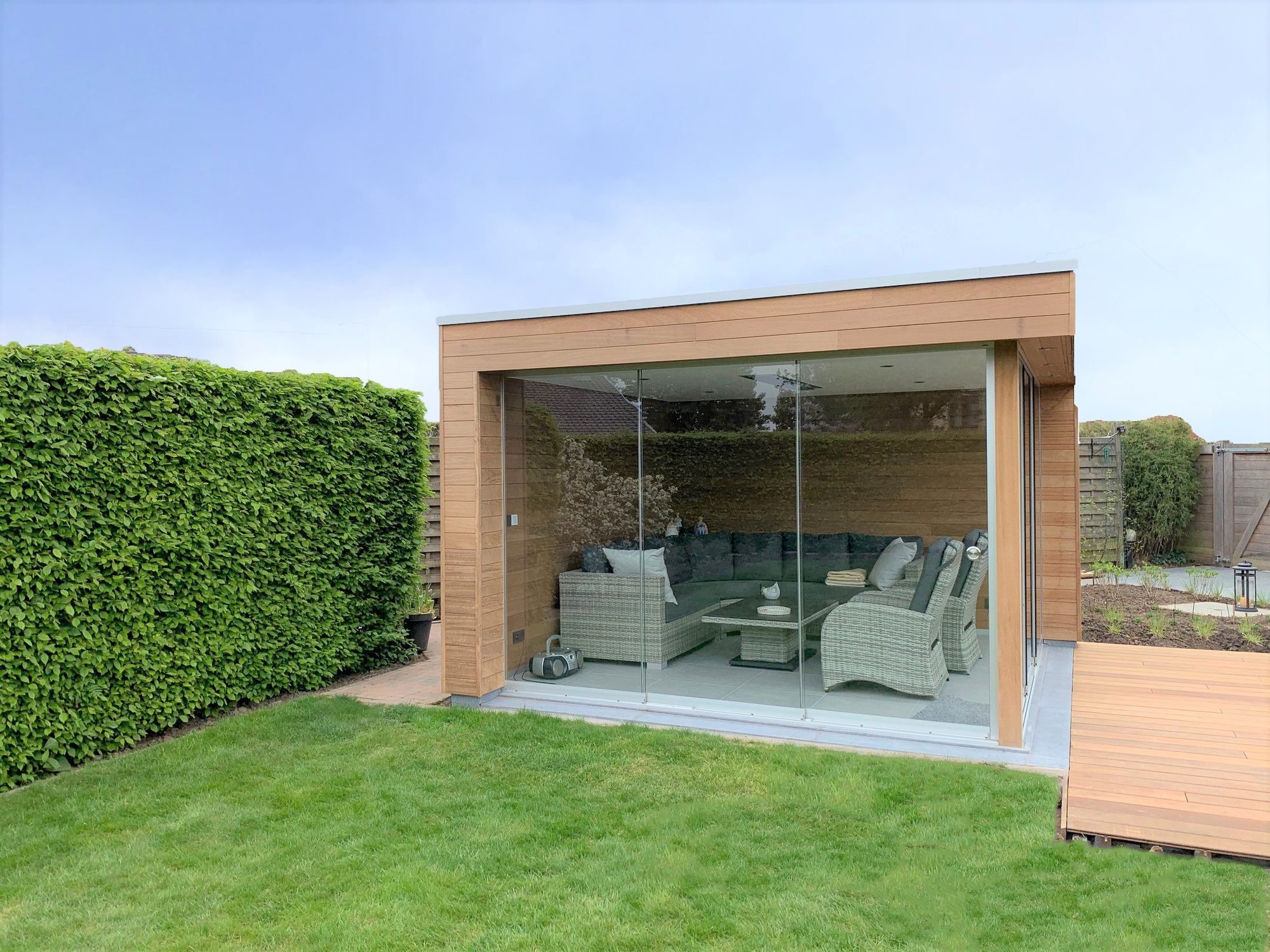 Pavillon de jardin moderne