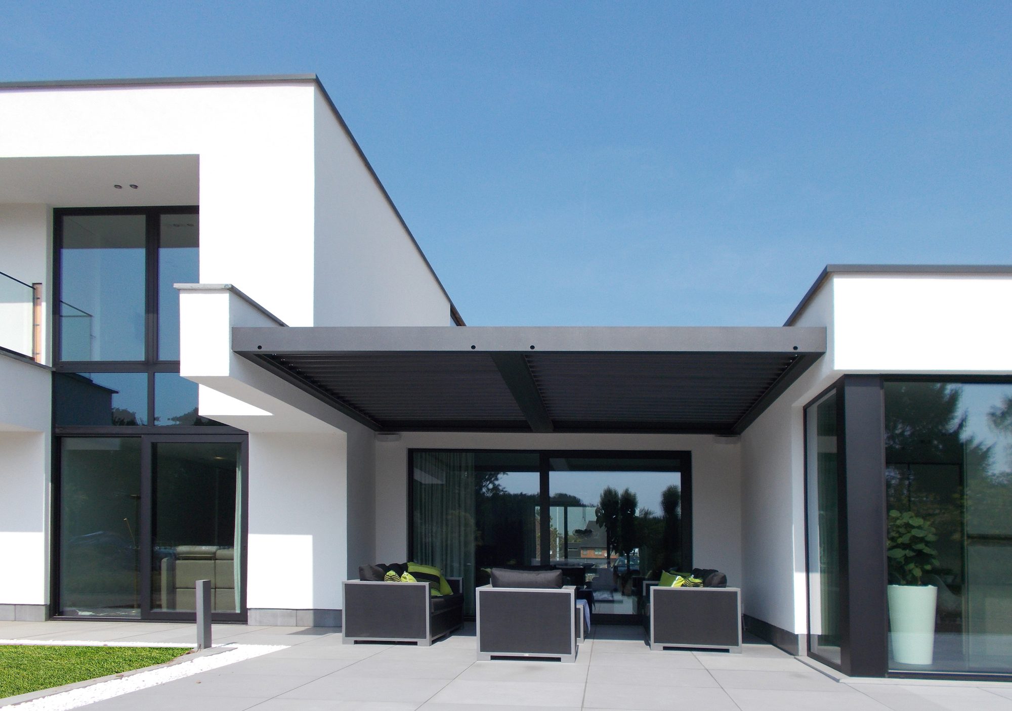 Pergola met lamellendak