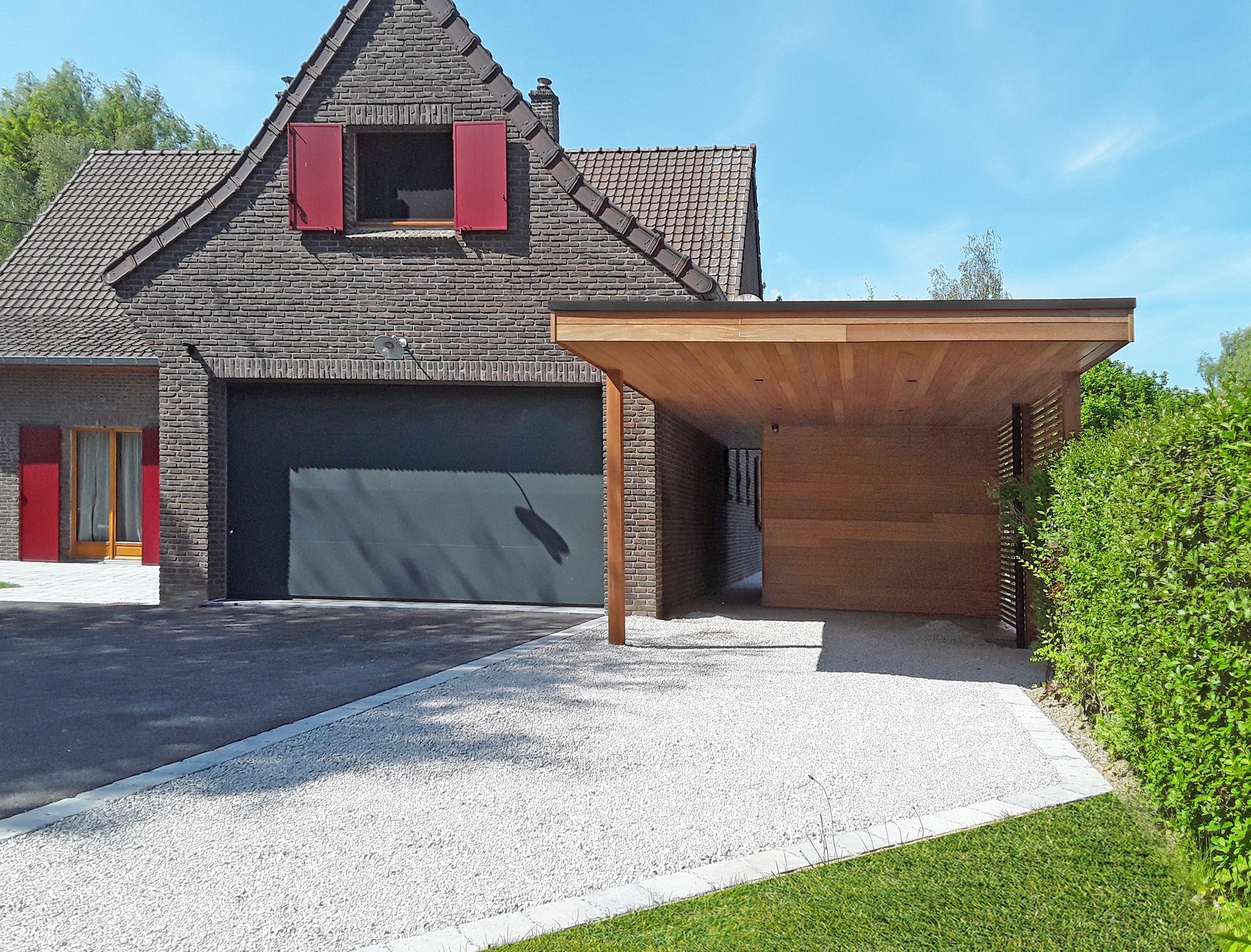 Carport en bois iroko