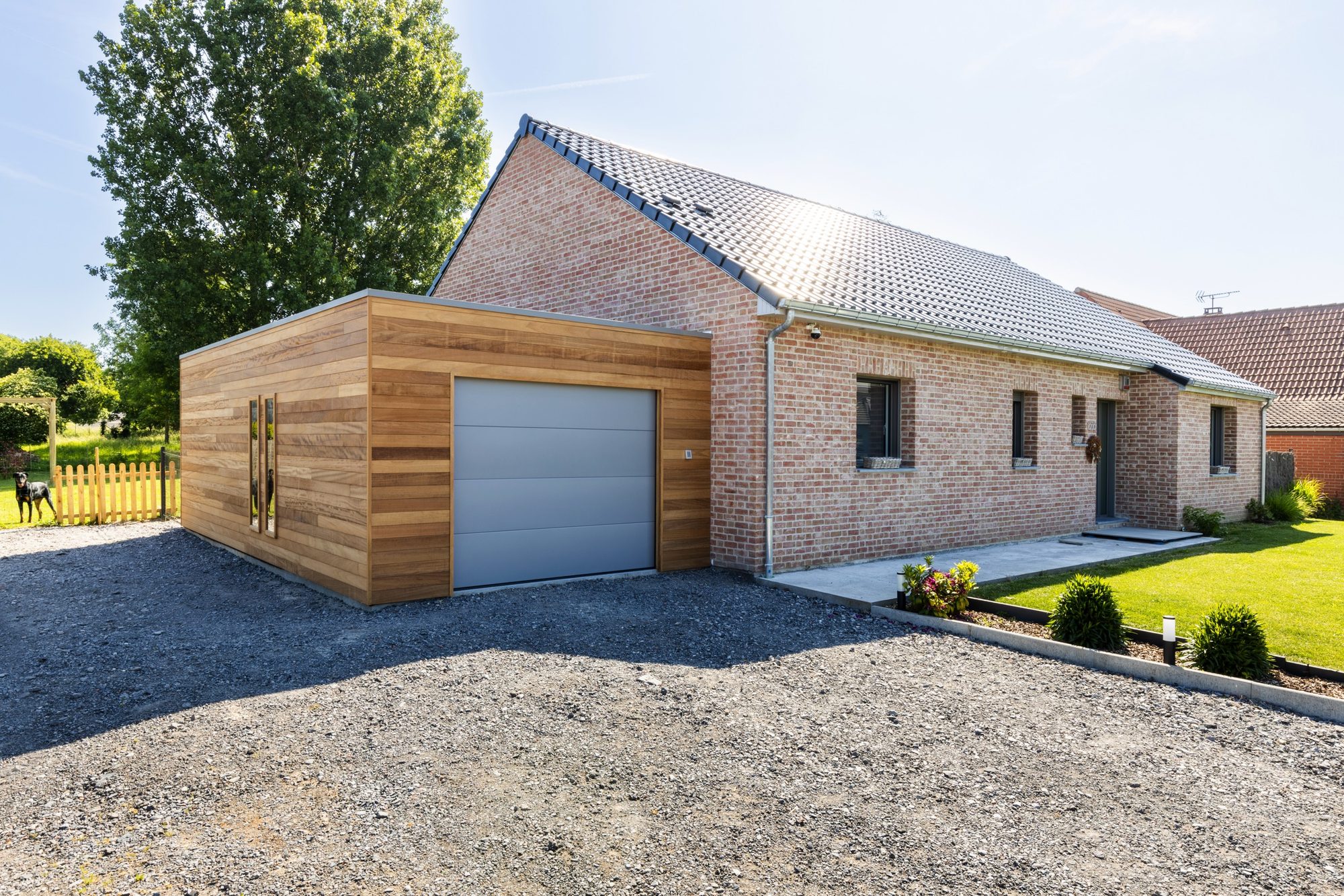 Garage moderne en bois