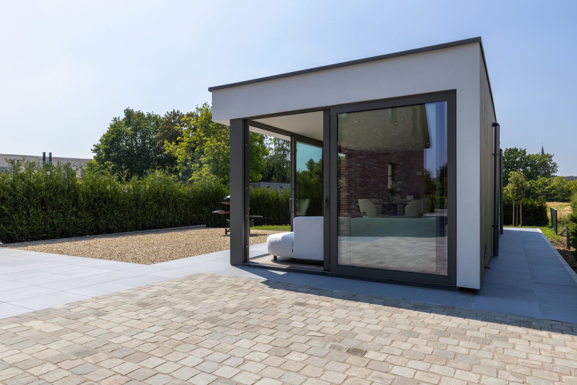 Bureau de jardin moderne
