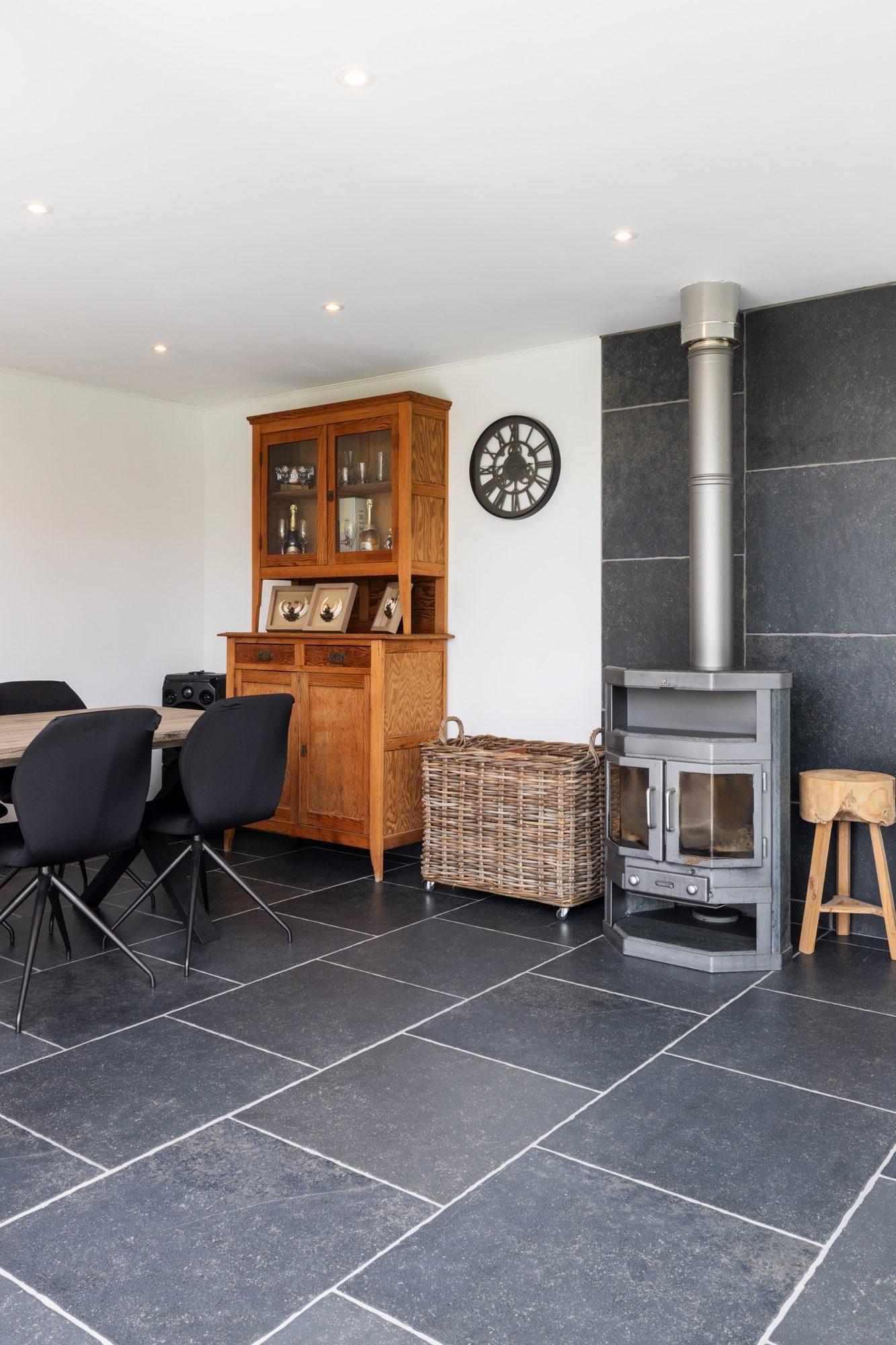 Inrichting houten uitbouw
