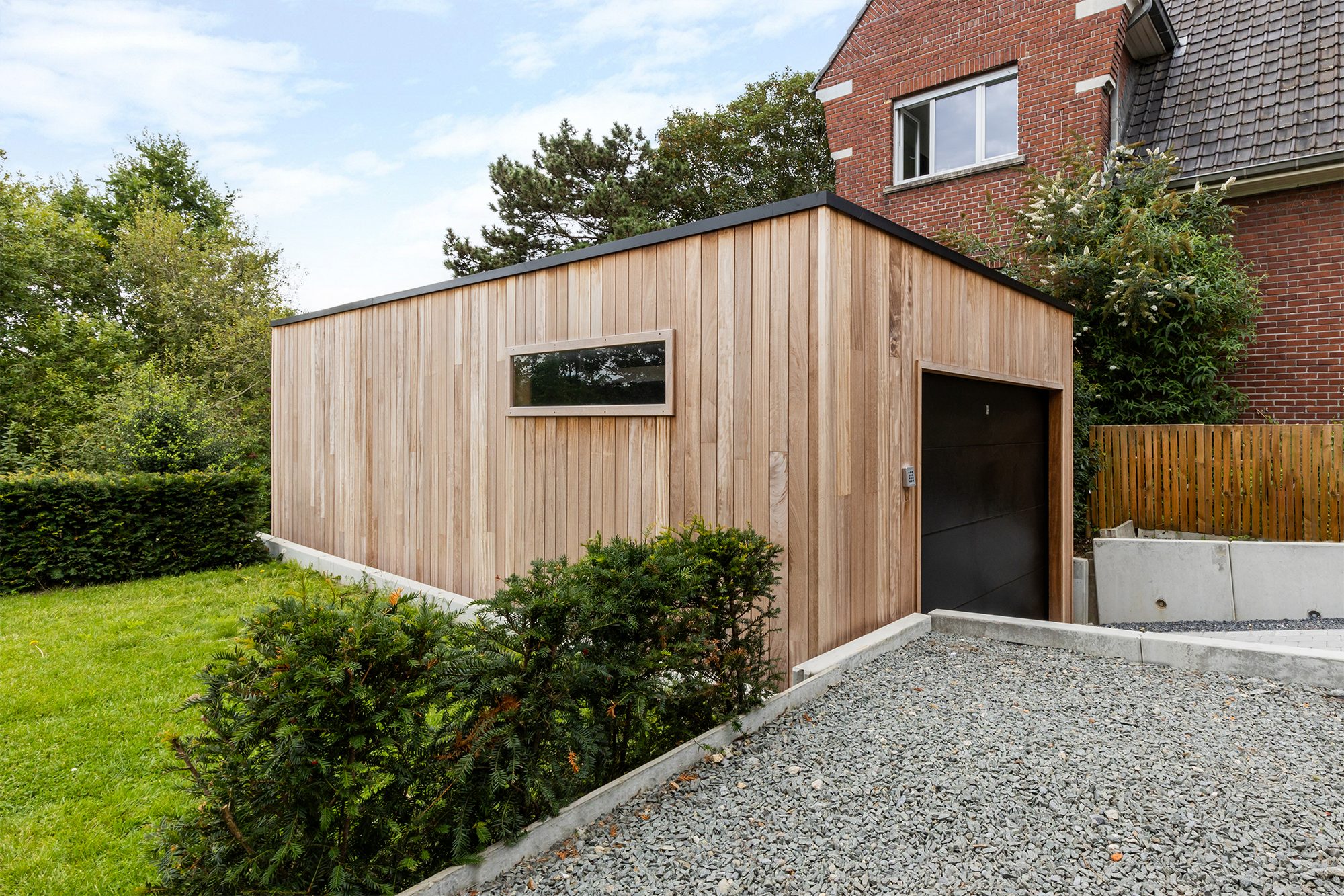 Losstaande moderne garage