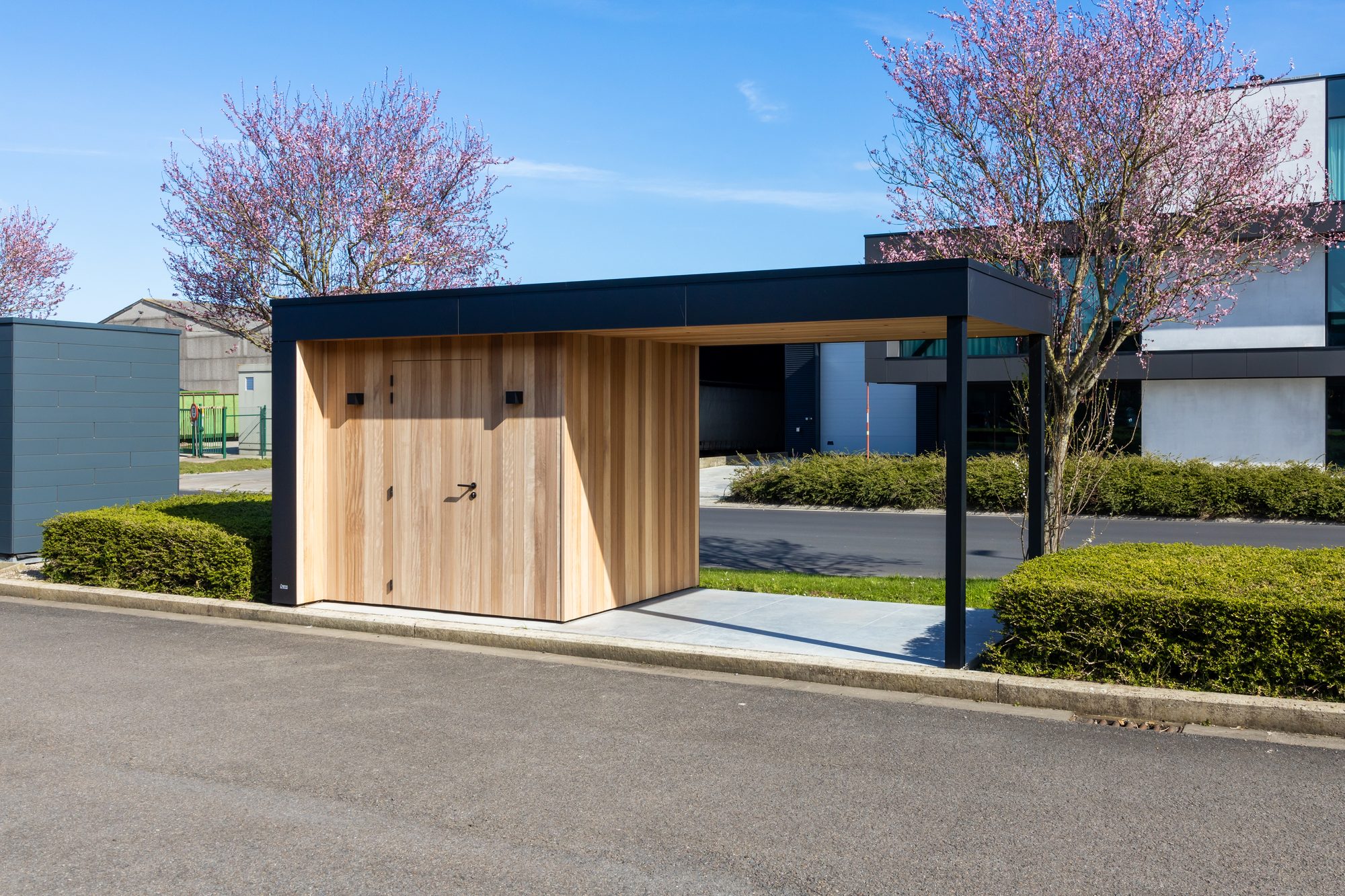 Abri avec pergola