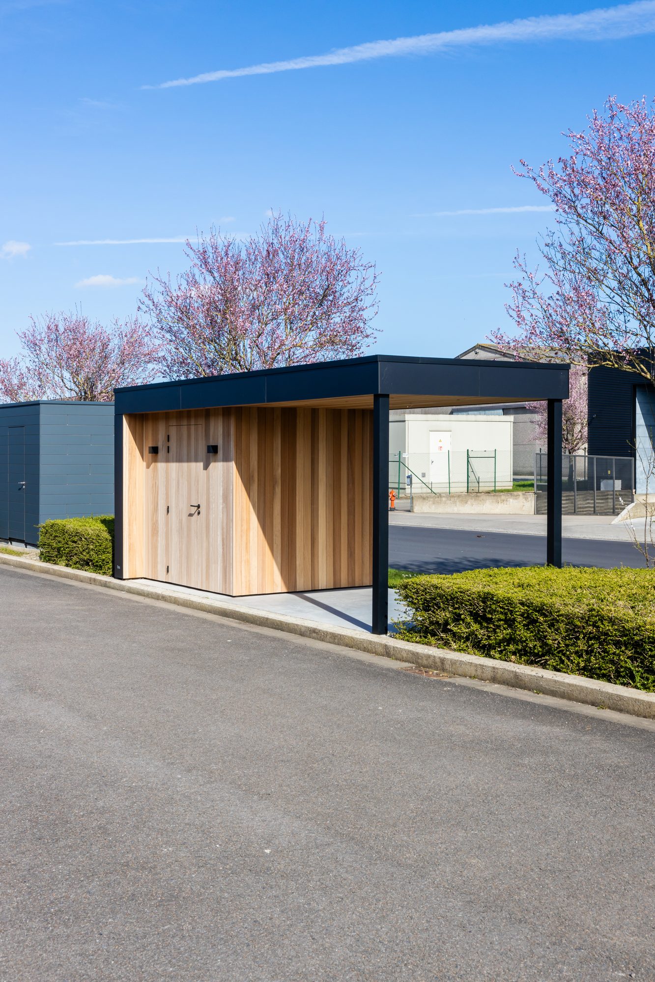 Annexe moderne avec pergola