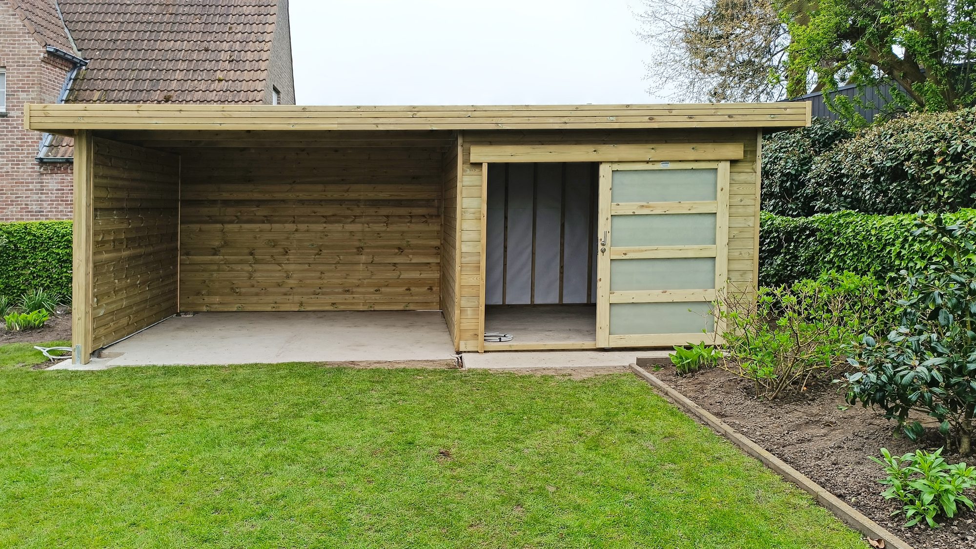 Tuinhuis met pergola