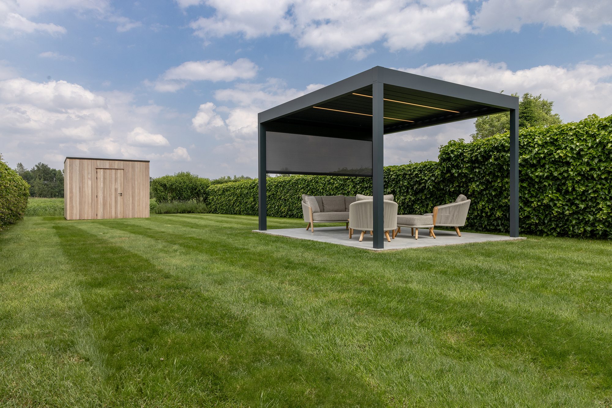 Terrasoverkapping Renson Algarve met screen
