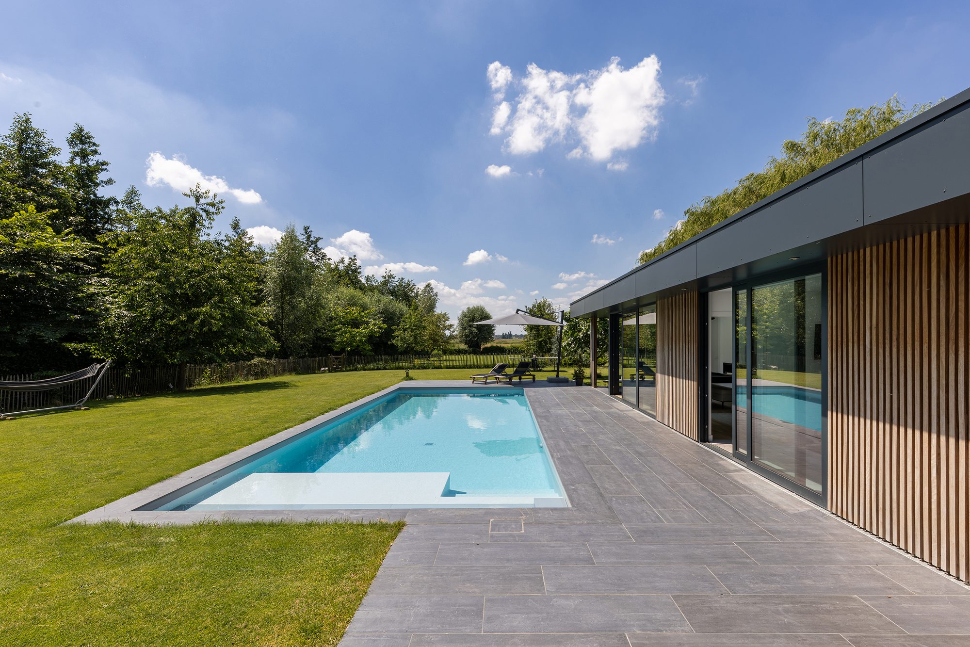 Pool house personnalisé