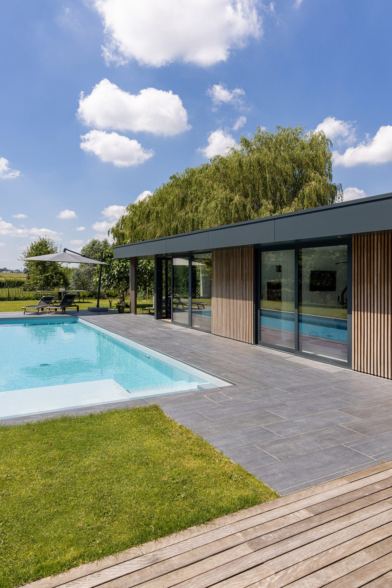 Annexe à la piscine