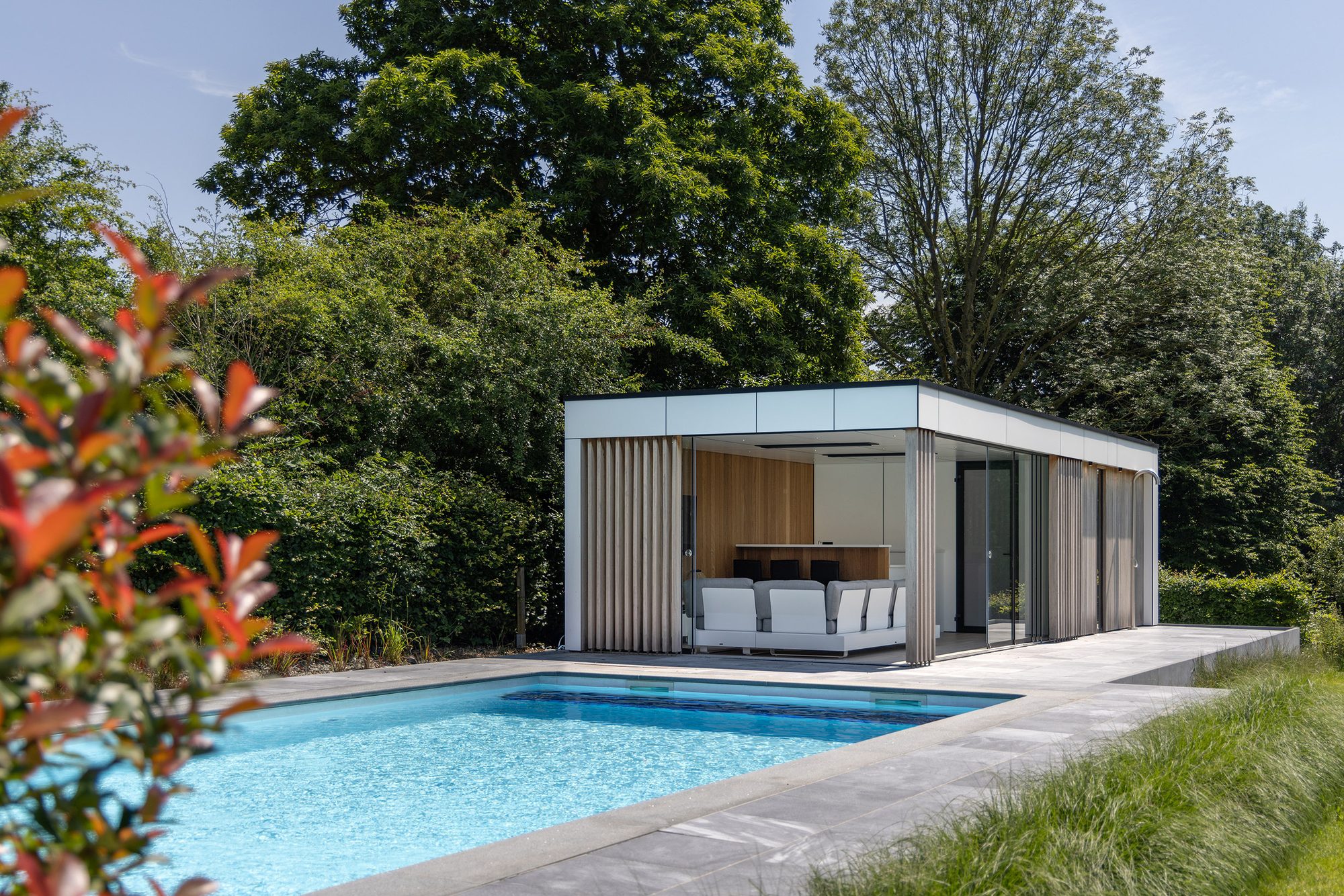 Pool house avec espace lounge