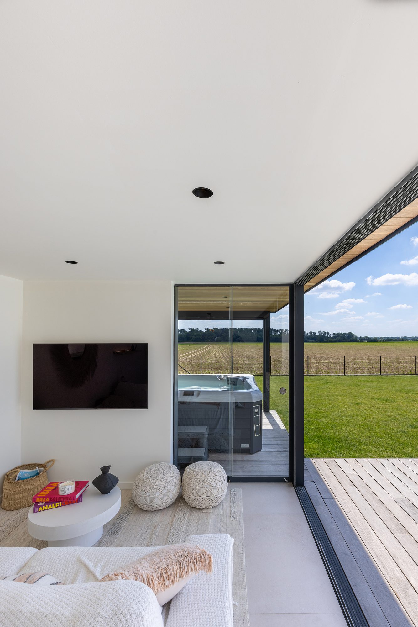 Pool house avec parois coulissantes Sunflex