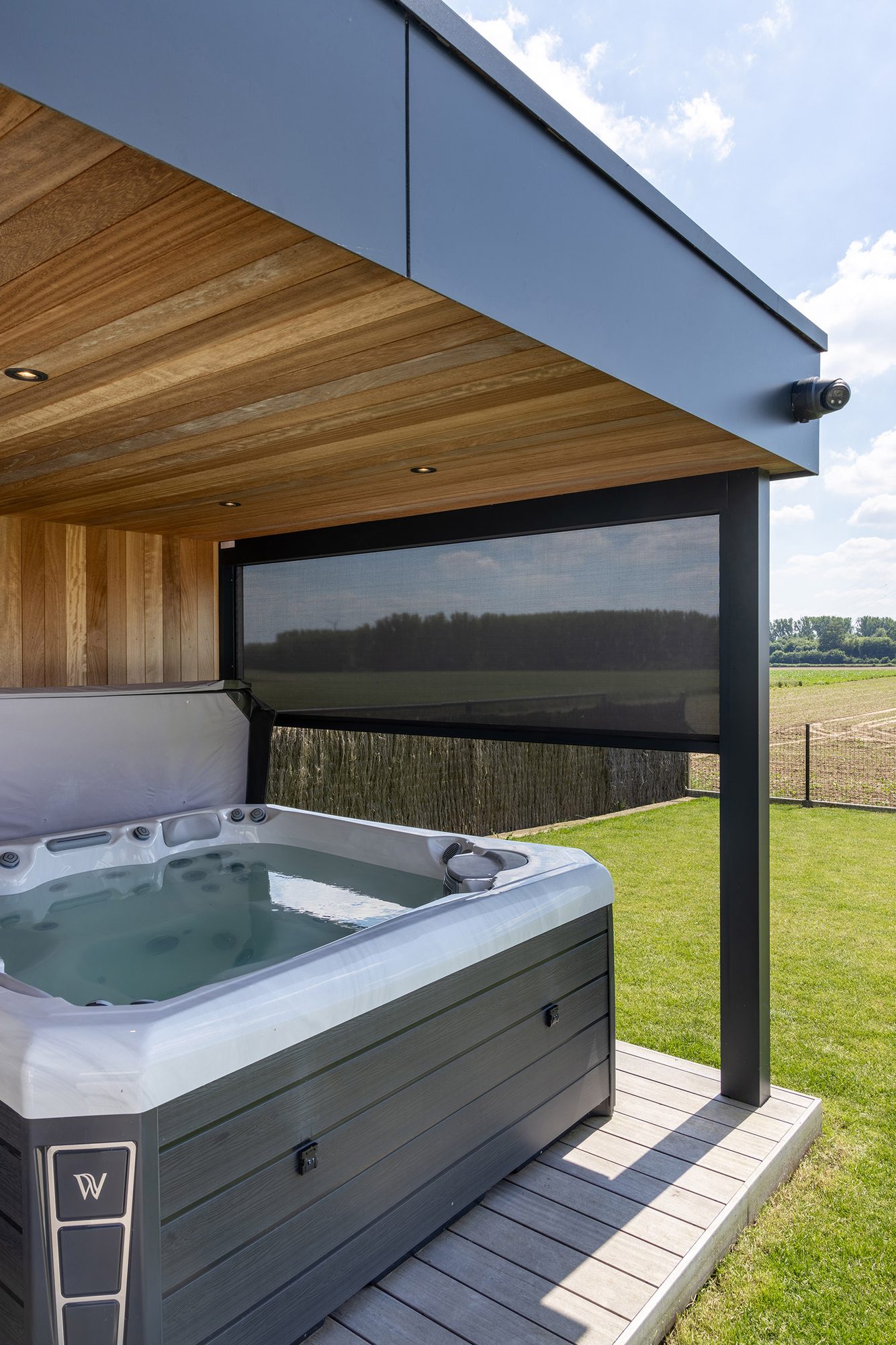 Pergola avec screen motorisé