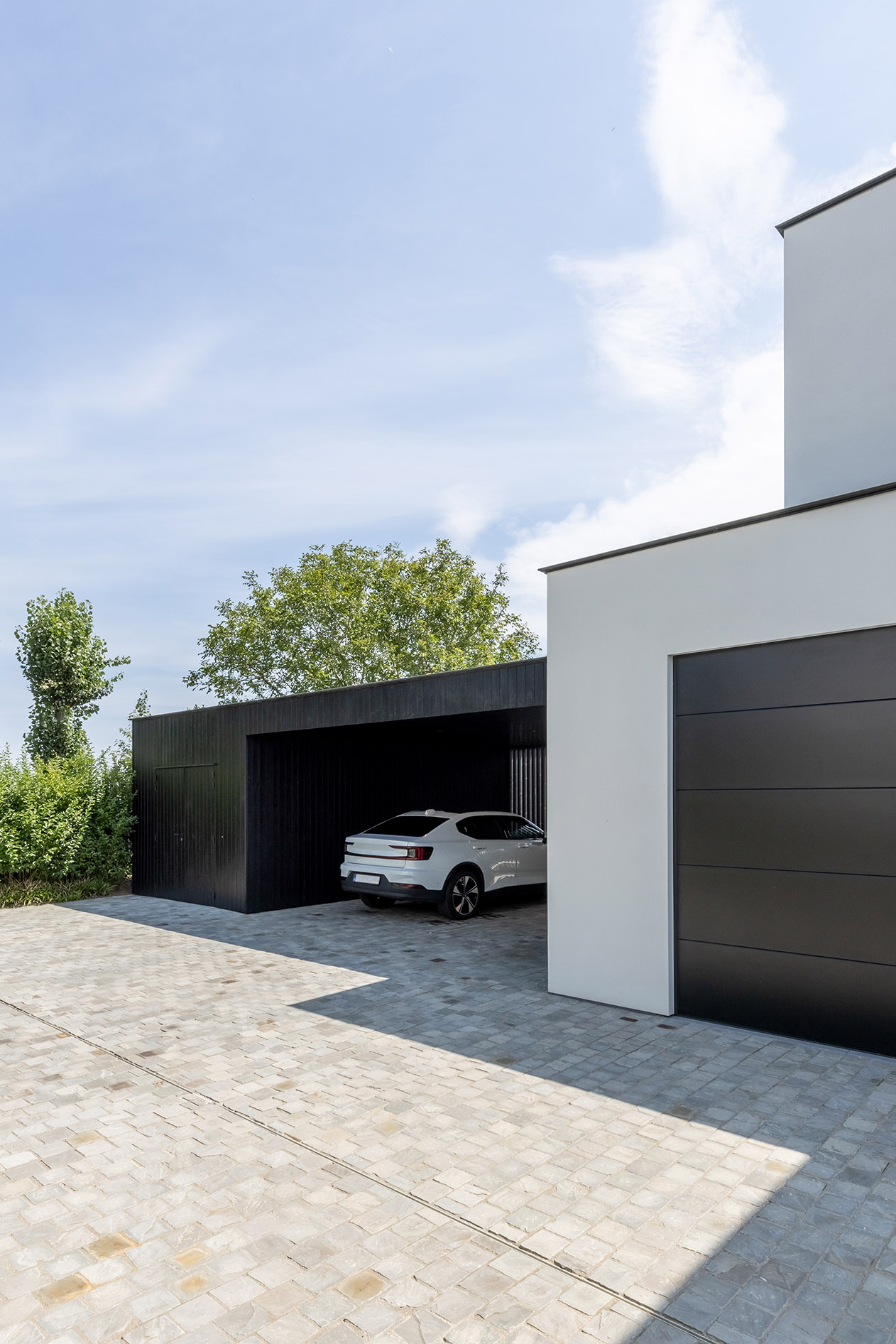 Carport met berging