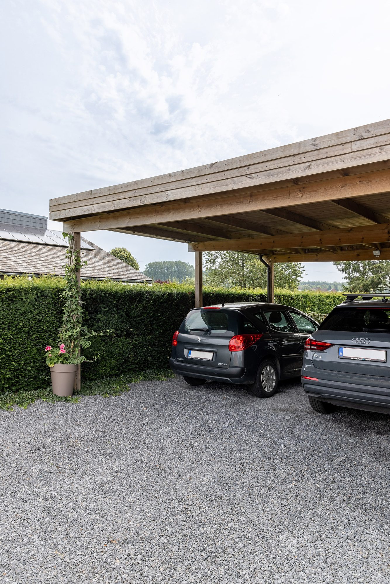 Carport in hout
